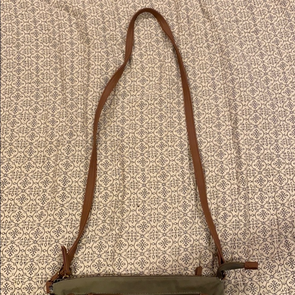 Purse - Picture 2 of 4